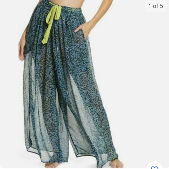 Intimately free people wide legs sheer size M nwot